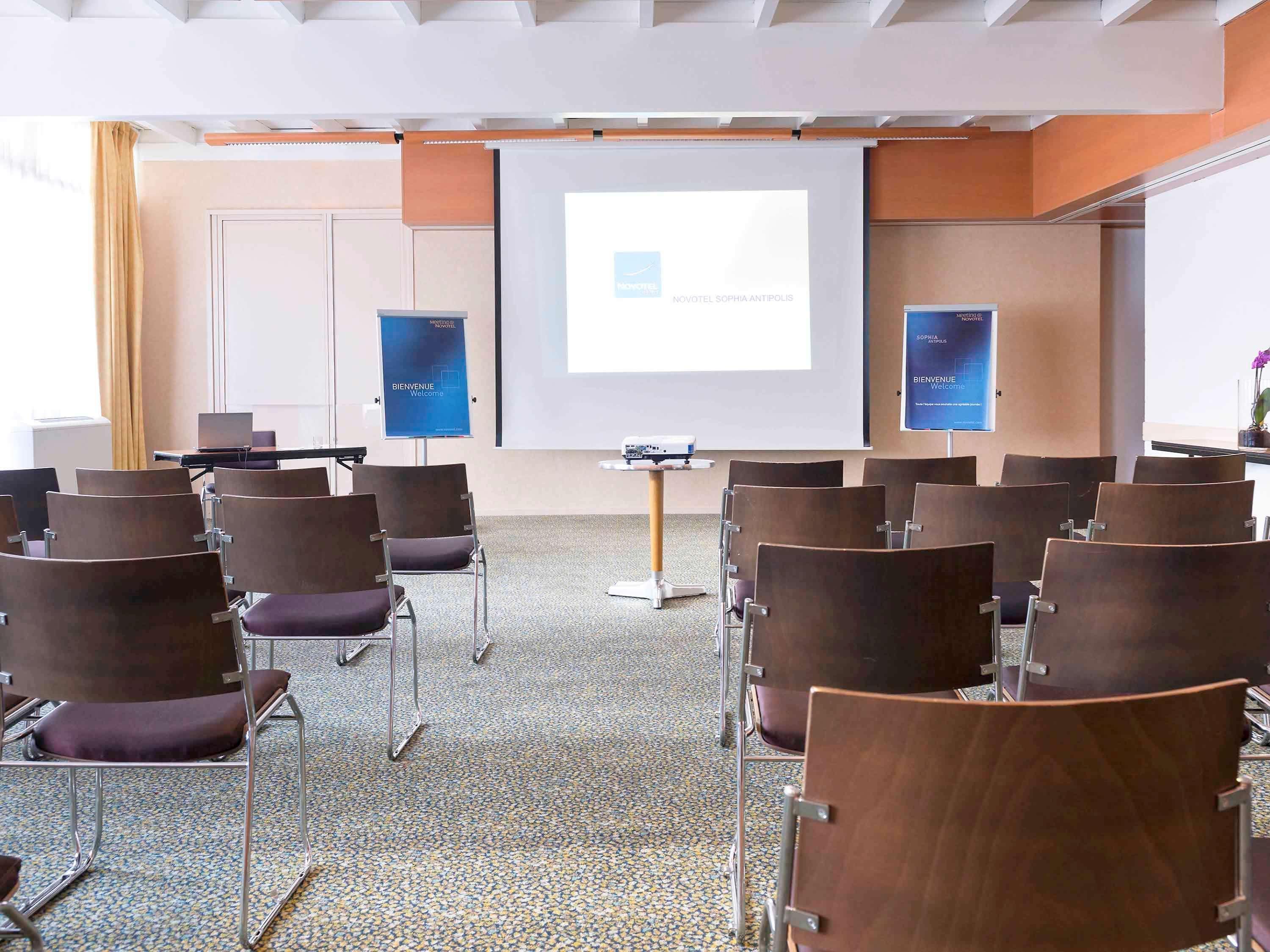 Novotel Antibes Sophia Antipolis Valbonne Bagian luar foto