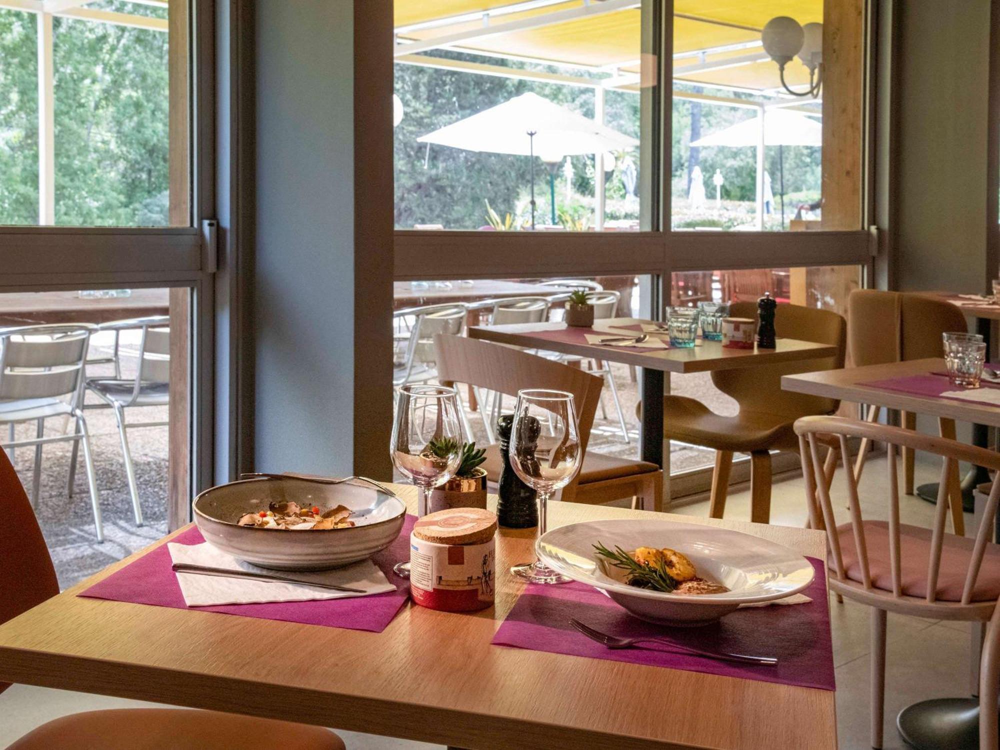 Novotel Antibes Sophia Antipolis Valbonne Bagian luar foto